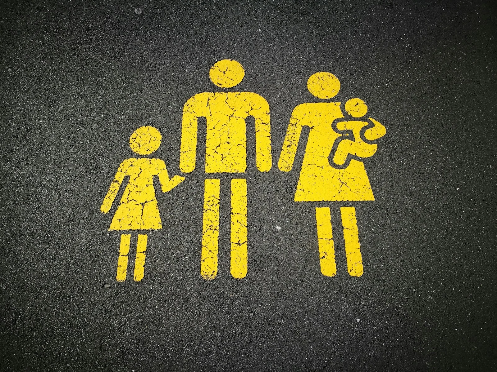 Family yellow family sign